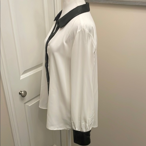 Ellen Tracy Black and White Contrast Blouse leather cuffs & Collar, buttons - Picture 7 of 12